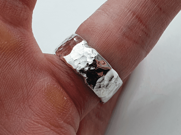 Eon Echo Ring, Symbolising Friendship and Time in Sterling Silver Eon Echo Ring, symbolising friendship and time in sterling silver