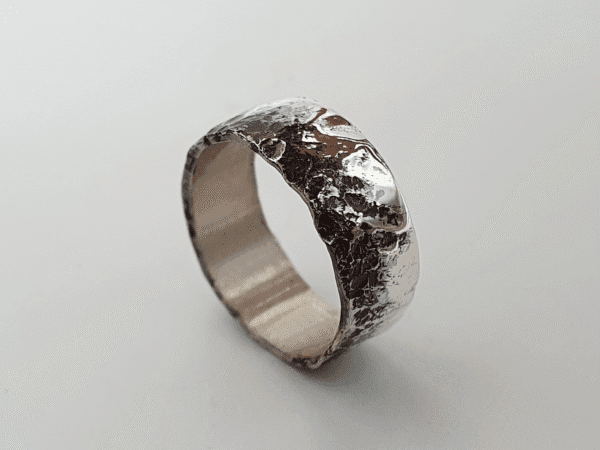 onyxian-3 Obscura ring – oxidised sterling silver with cratered texture and polished highlights